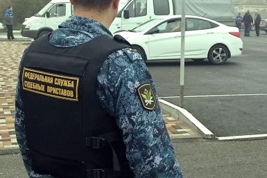Мужчина оплатил задолженность после ареста авто ГУФССП по СК