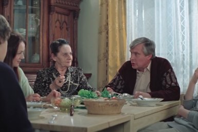 9 актёров из советского фильма, которые ушли из жизни - одному было 28 лет кадр из фильма &quotКурьер&quot (18+)