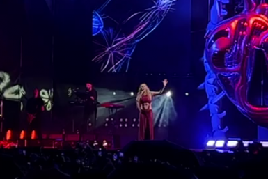 ANNA ASTI дала большой концерт под дождём на стадионе &quotДинамо&quot в Ставрополе ИА Stavropol.Media