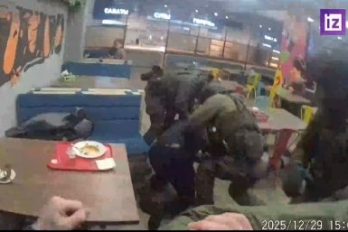 Нелегальных оружейников задержали на Ставрополье и в 36 регионах страны скриншот из видео ФСБ, &quotИзвестия&quot