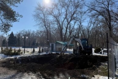 К строительству пешеходного светодинамического фонтана приступили администрация Труновского округа