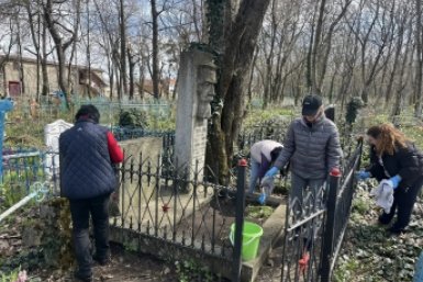В Ставрополе ко Дню Победы обновят 700 захоронений фронтовиков Пресс-служба мэрии Ставрополя