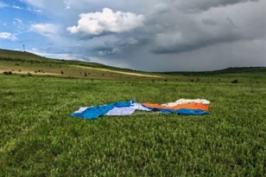 На Ставрополье парашютист разбился во время тренировочного прыжка