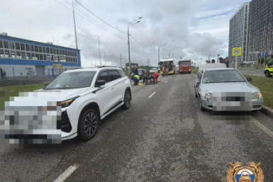 В Ставрополе женщина попала под колёса иномарки, её забрали в реанимацию Госавтоинспекция Ставрополья