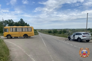 Школьный автобус попал в ДТП на трассе Ставрополья Госавтоинспекция Ставрополья