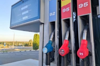Ситуация с бензином на Ставрополье: поездки властей меньше на 58%, на АЗС - по 40 литров в бак Елена Гиневская, ИА Stavropol.Media