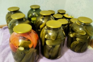 Хруст на весь дом: мариную огурцы по-фински — такие вкусные, что 10 банок всегда мало
