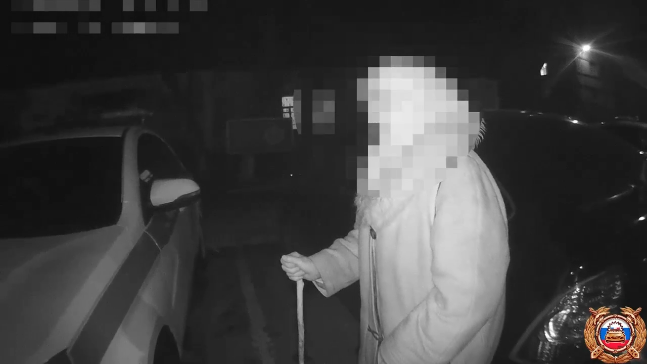 Сотрудники ГАИ помогли потерявшейся 85-летней женщине на Ставрополье