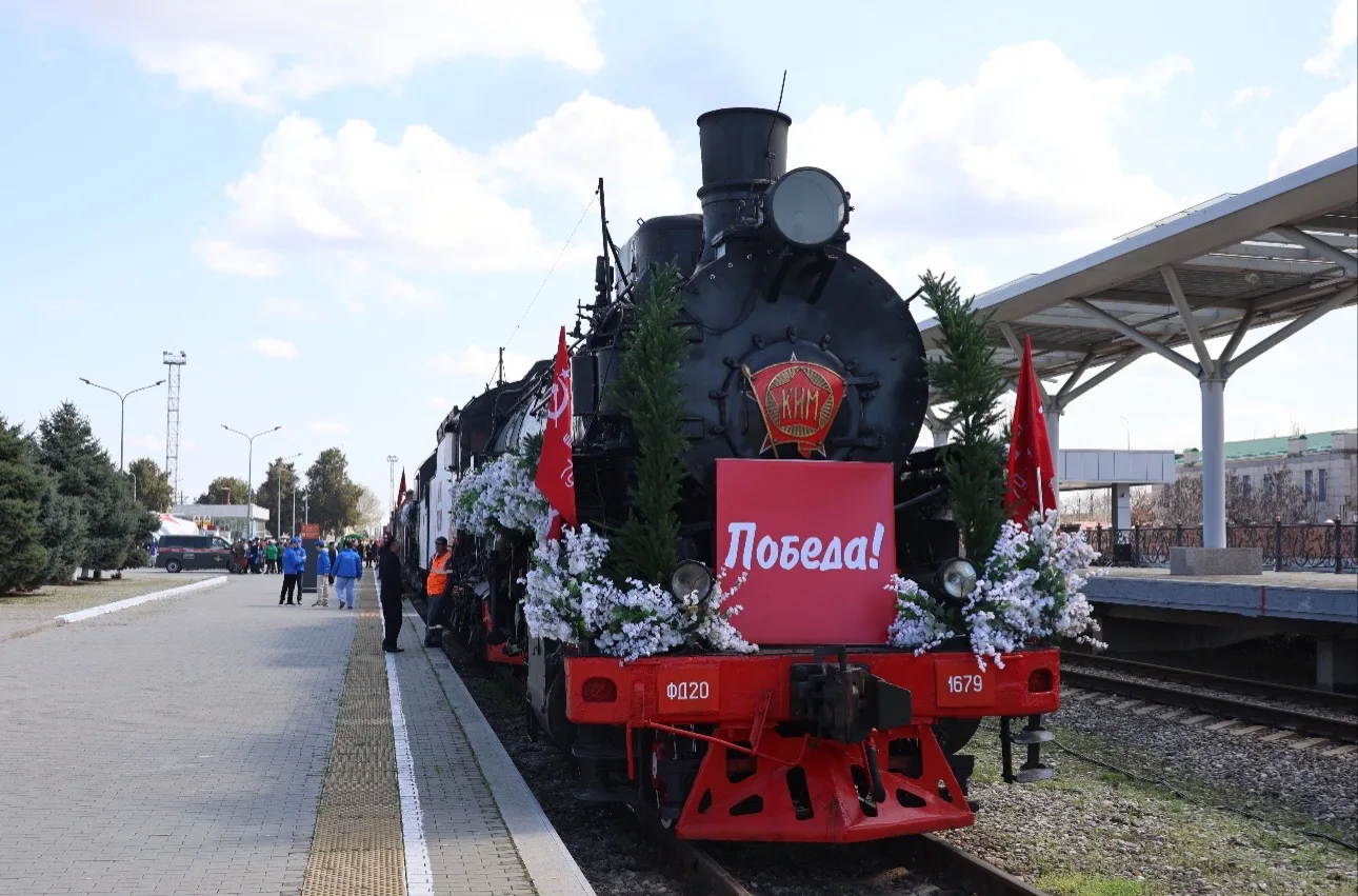 Ретро-поезд &quotПобеда&quot прибудет 23 апреля на вокзал Невинномысска Соцсети главы Невинномысска Михаила Миненкова