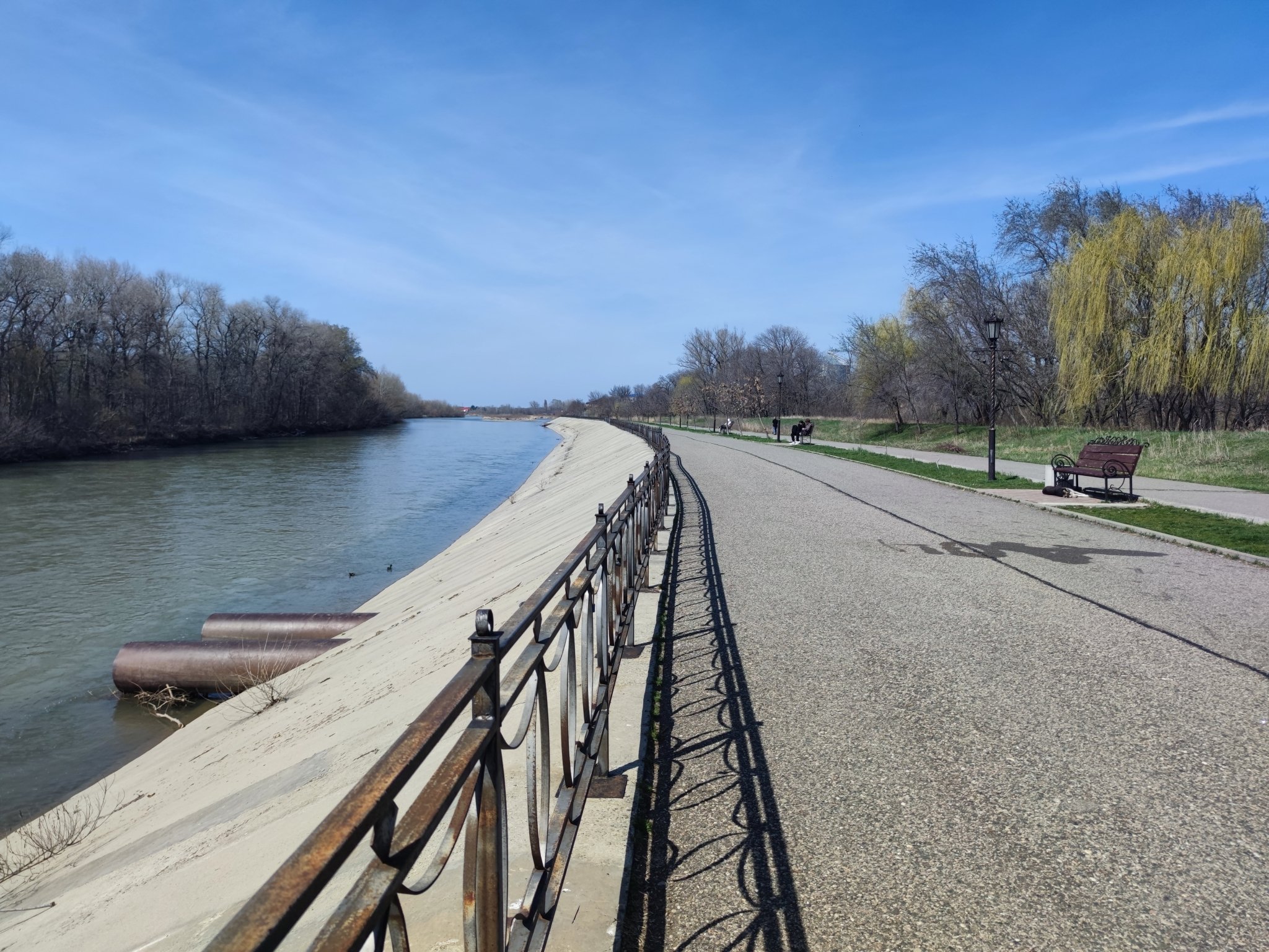 Тело мужчины нашли в реке Кубань в Невинномысске ИА Stavropol.Media