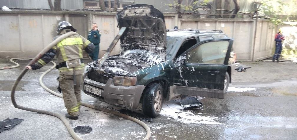 Автомобиль вспыхнул из-за хлопка газа в станице на Ставрополье Соцсети главы Предгорья Николая Бондаренко