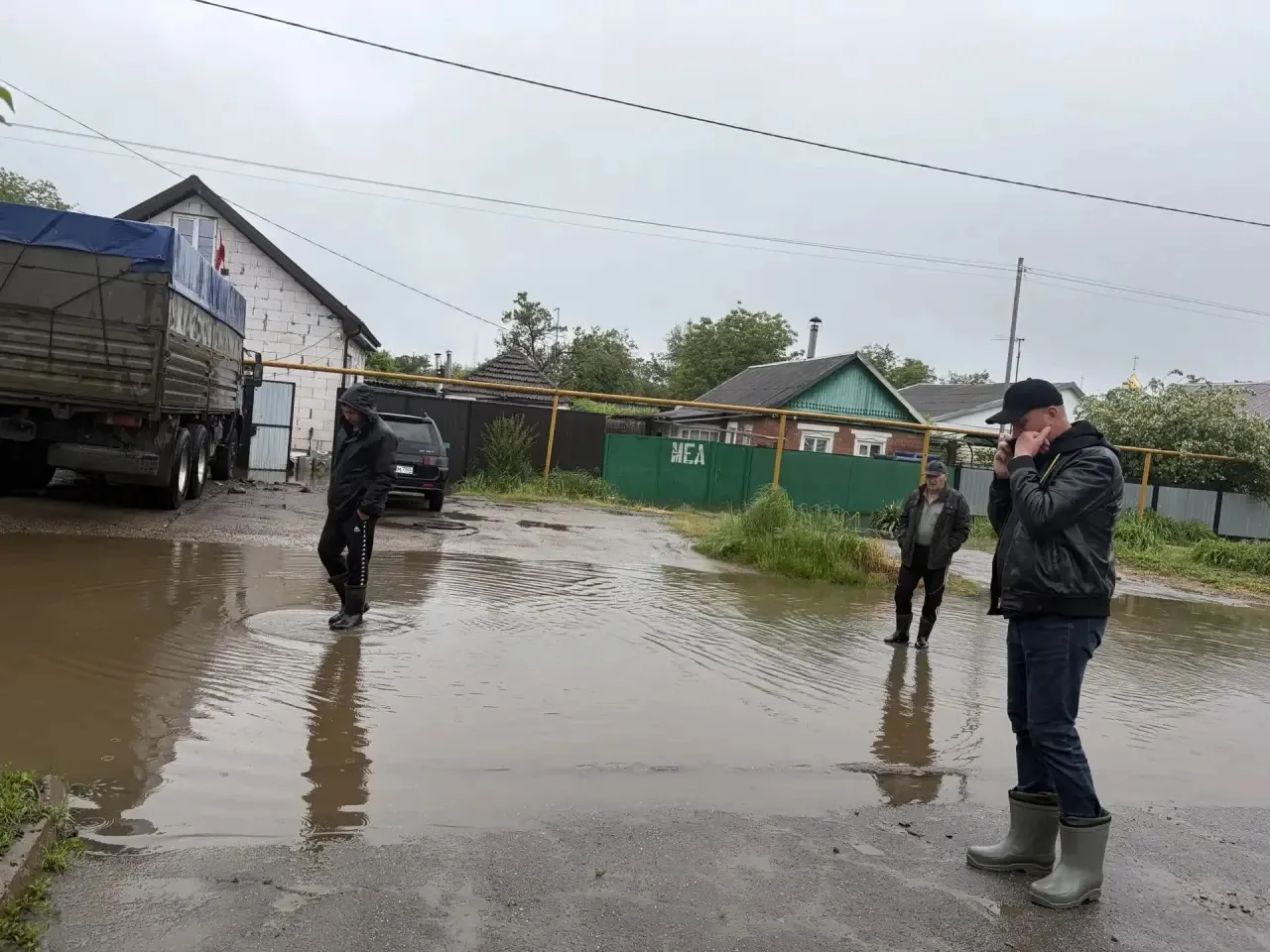 Часть Изобильного на Ставрополье ушла под воду из-за ночных ливней Соцсети главы Изобильненского округа Ставрополья
