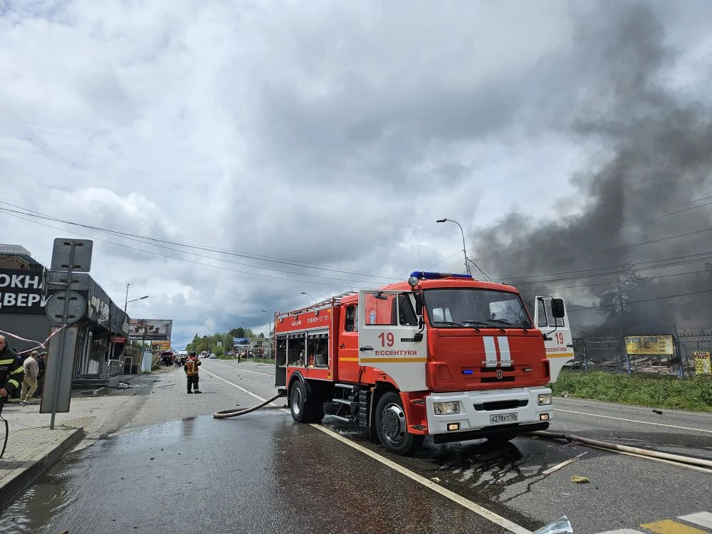 В Пятигорске при мощном взрыве на автозаправке пострадали два человека Соцсети главы Пятигорска Дмитрия Ворошилова