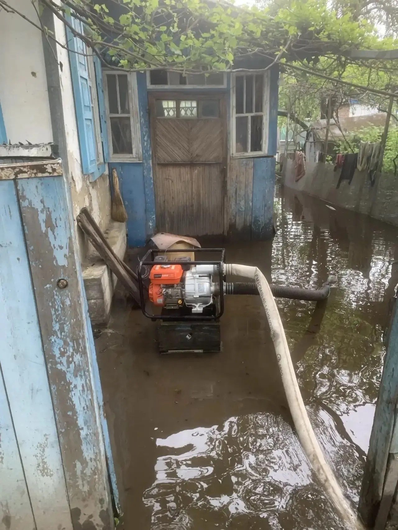 Потопы от подвалов до крыши: третий день борются с последствием ливней на Ставрополье пресс-служба ПАСС СК