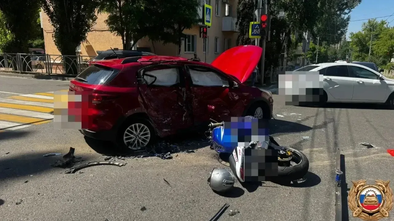 Женщина-водитель на иномарке сбила насмерть мотоциклиста в Ставрополе ГАИ СК