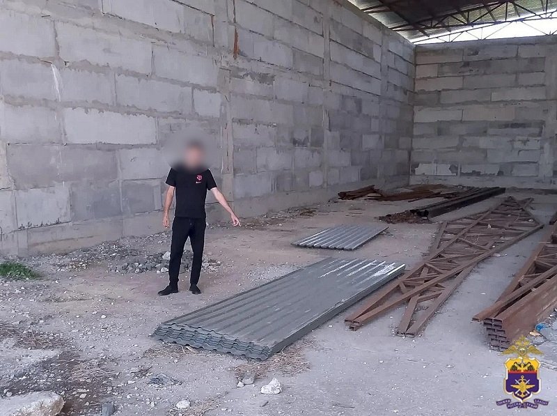 Подозреваемого в краже стройматериалов у жителя Ставрополья задержали в Крыму пресс-служба Крымского ЛУ МВД России на транспорте